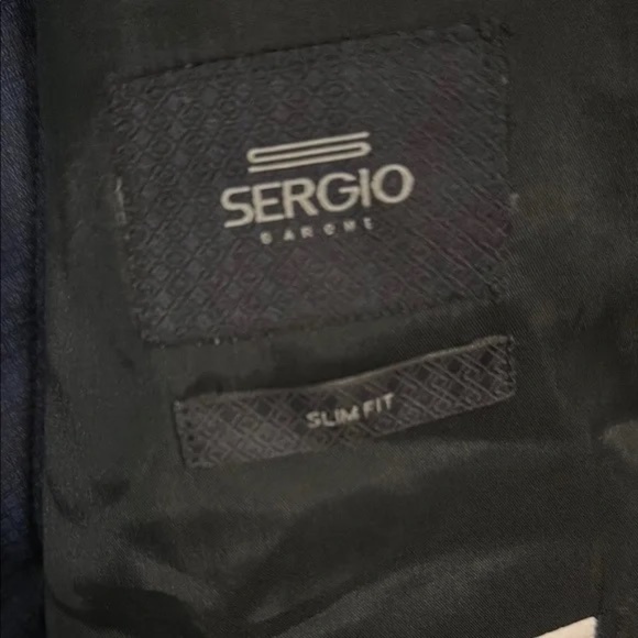 Sophisticated Blue and Black Suit - Picture 5 of 12